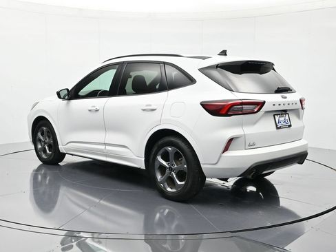 Used 2023 Ford Escape ST-Line image 8
