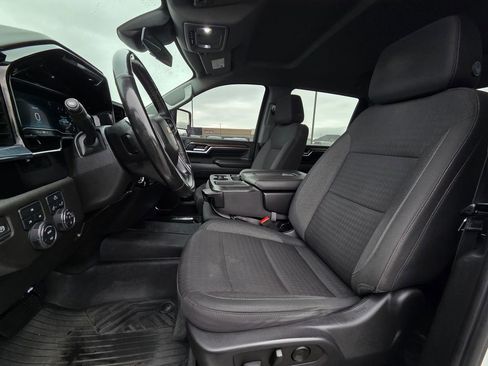 Used 2024 Chevrolet Silverado 2500 LT image 24