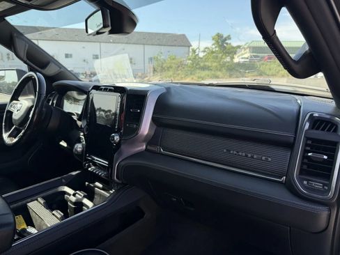 Used 2020 RAM 1500 Limited AWD/4WD image 16