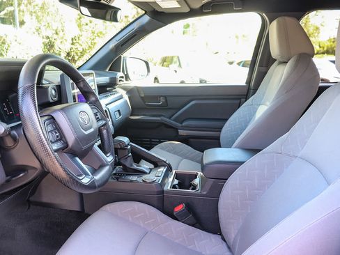 Used 2025 Toyota Tacoma SR5 RWD image 18