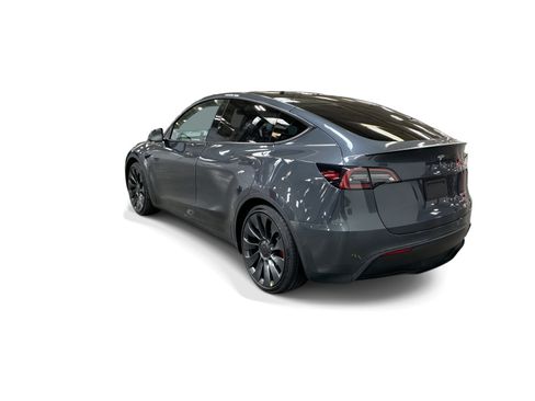 Certified 2022 Tesla Model Y Performance AWD/4WD image 4