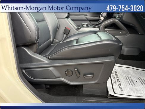 Used 2025 Ford Bronco Outer Banks w/ Sasquatch Package AWD/4WD image 35