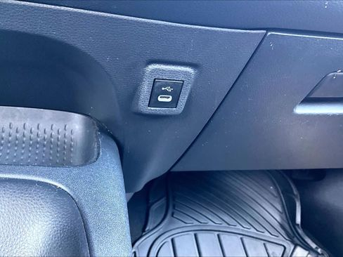 Used 2024 Toyota Corolla LE FWD image 35