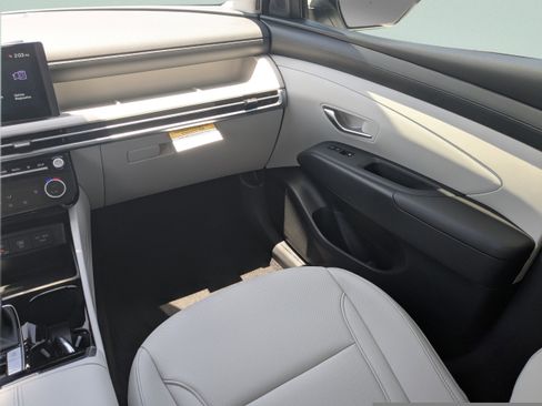 New 2026 Hyundai Tucson SEL Plus FWD image 30