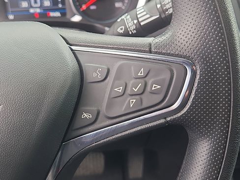 Used 2023 Chevrolet Equinox LT image 16