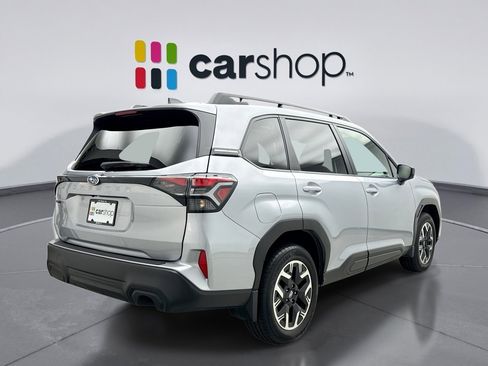 Used 2025 Subaru Forester Premium w/ Convenience Package #1 AWD/4WD image 5