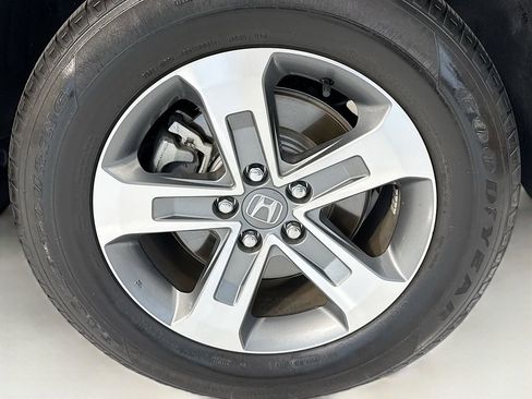 Certified 2024 Honda Pilot EX-L image 32