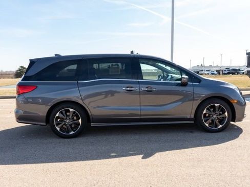 Used 2023 Honda Odyssey Elite image 8