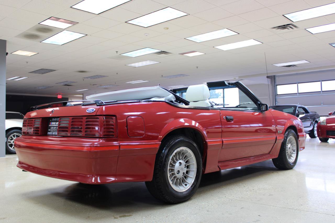 Used 1987 Ford Mustang GT RWD image 5