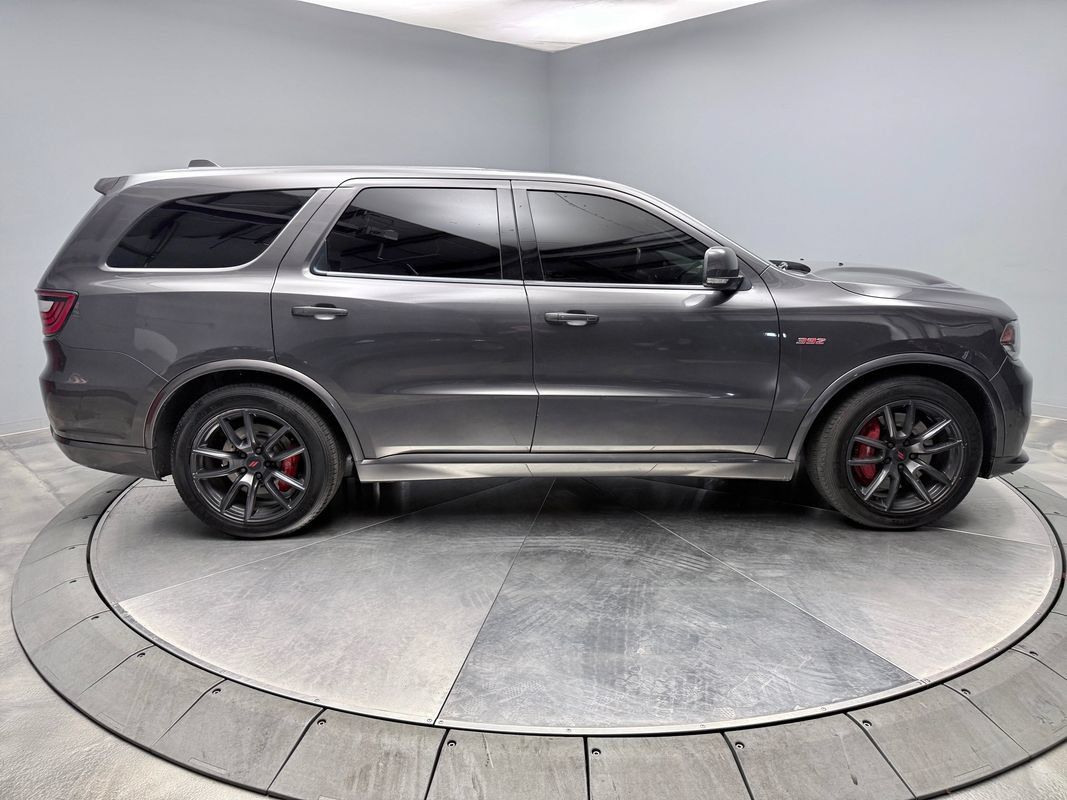 Used 2018 Dodge Durango SRT w/ Technology Group AWD/4WD image 4