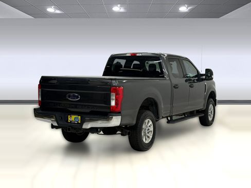 Used 2018 Ford F250 XLT AWD/4WD image 7