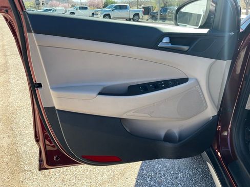 Used 2017 Hyundai Tucson Sport w/ Cargo Package image 13