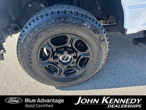 Certified 2023 Ford F250 XL w/ Snow Plow/Camper Package AWD/4WD image 2