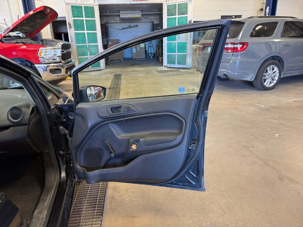 Used 2014 Ford Fiesta S FWD image 35
