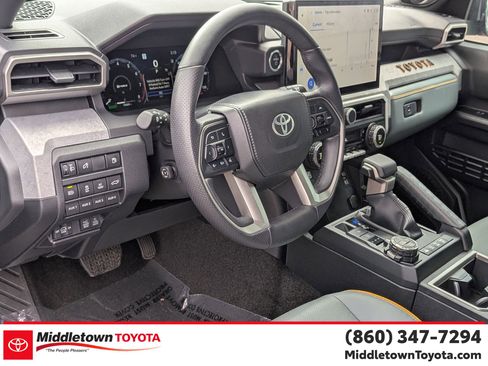 Certified 2025 Toyota 4Runner Trailhunter AWD/4WD image 16