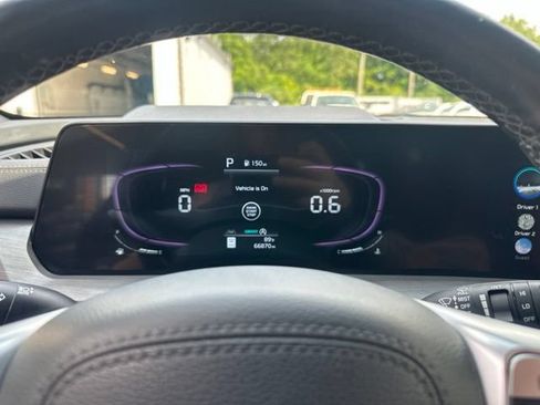 Used 2023 Kia Telluride EX X-Line AWD/4WD image 15