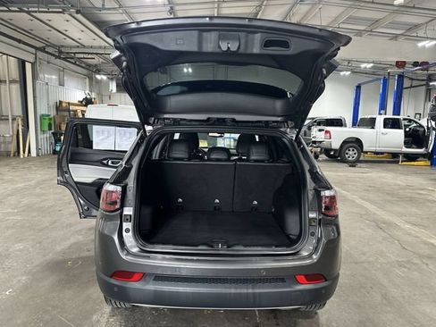 Used 2023 Jeep Compass Limited w/ Elite Group AWD/4WD image 25