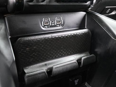 Used 2024 RAM 3500 Laramie w/ Night Edition image 33