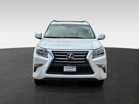 Used 2014 Lexus GX 460 w/ Premium Package AWD/4WD image 2