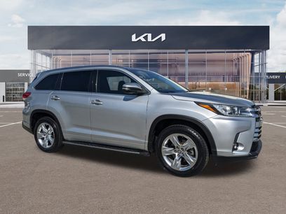 Used 2019 Toyota Highlander Limited