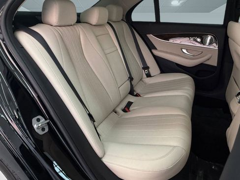 Used 2020 Mercedes-Benz E 350 E 350 w/ Parking Assistance Package image 24