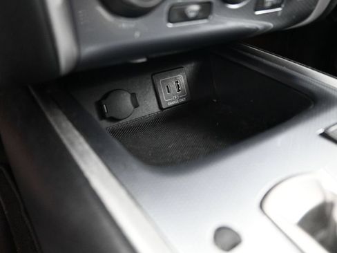 Used 2019 Nissan Pathfinder SL AWD/4WD image 26