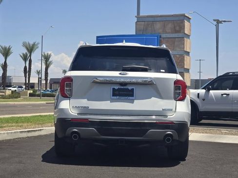Used 2020 Ford Explorer Limited RWD image 6