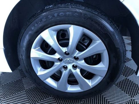 Used 2025 Toyota Corolla LE image 16