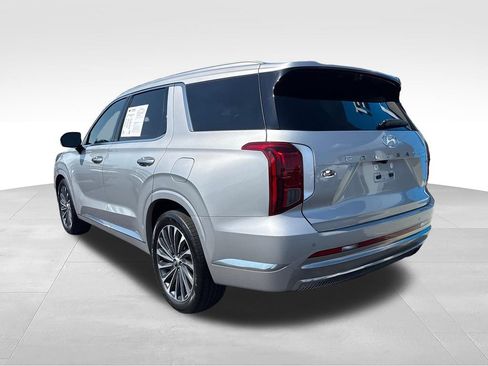 Used 2024 Hyundai Palisade Calligraphy AWD/4WD image 3