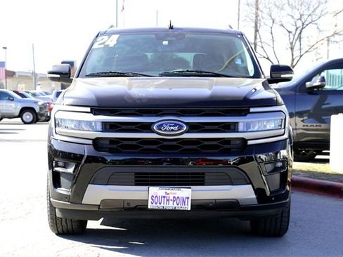 Used 2024 Ford Expedition Max XLT image 8
