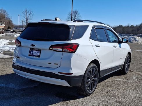 Used 2024 Chevrolet Equinox RS AWD/4WD image 11