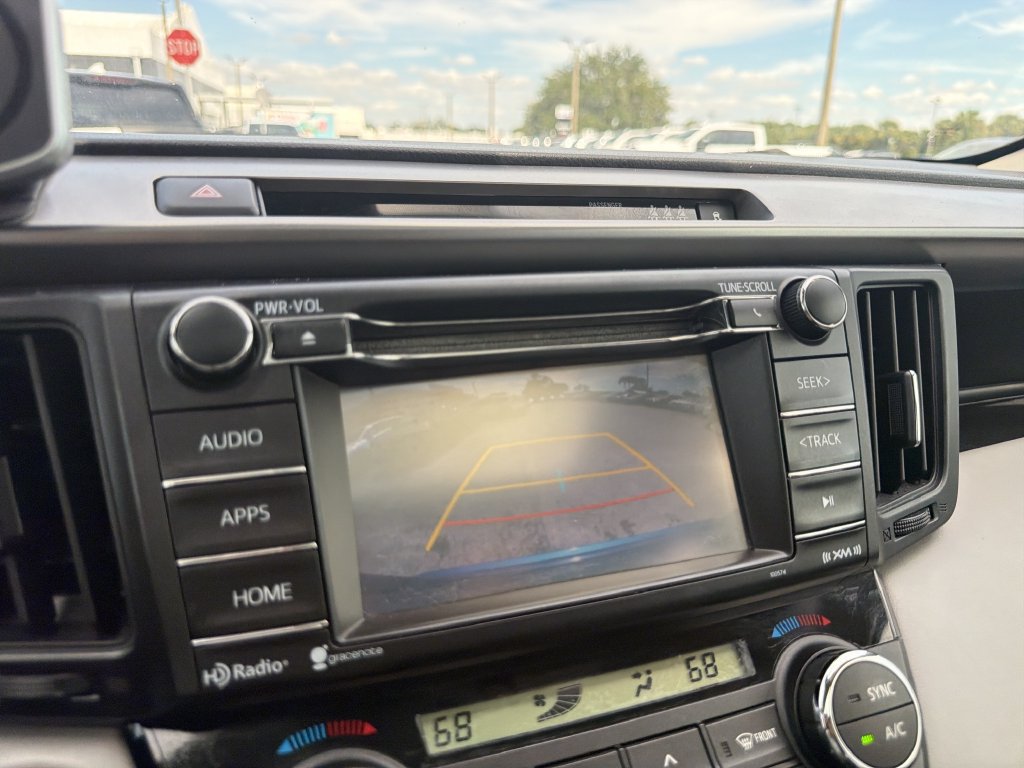 Used 2018 Toyota RAV4 XLE FWD image 25