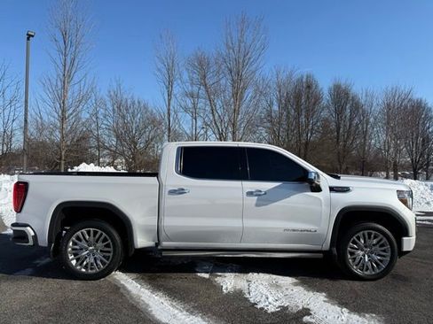 Used 2019 GMC Sierra 1500 Denali image 2