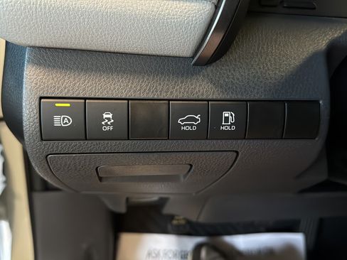 Used 2024 Toyota Camry LE FWD image 27