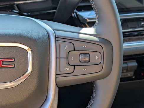 New 2026 GMC Sierra 1500 SLE image 40