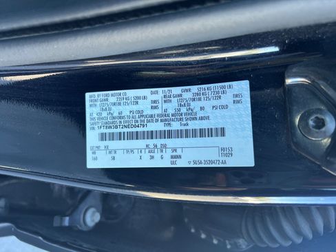 Used 2022 Ford F350 Lariat w/ Lariat Ultimate Package AWD/4WD image 34