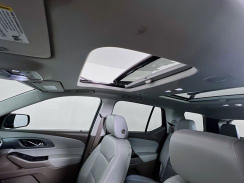 Used 2019 Chevrolet Traverse Premier AWD/4WD image 22