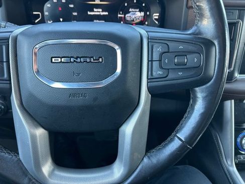 Used 2022 GMC Yukon Denali w/ Advanced Technology Package AWD/4WD image 18