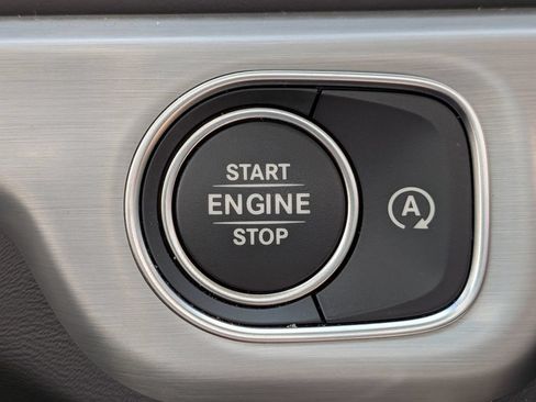 Used 2025 Mercedes-Benz G 63 AMG 4MATIC image 30