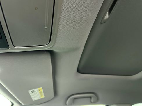 Used 2019 Honda Pilot Elite image 19
