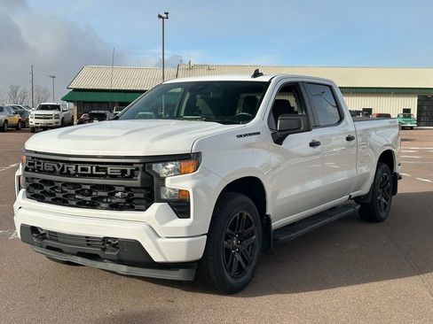 Used 2023 Chevrolet Silverado 1500 Custom w/ LPO, Dark Essentials Package image 4