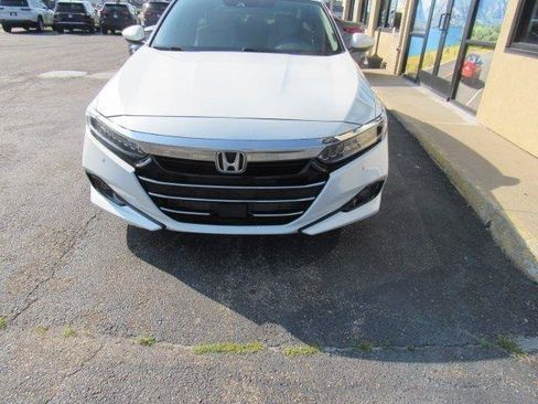 Used 2021 Honda Accord EX-L image 3