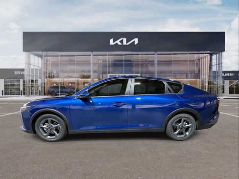 New 2025 Kia K4 LXS image 5