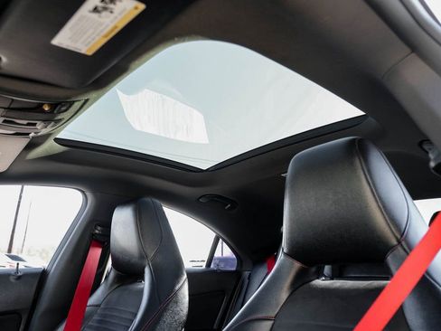 Used 2018 Mercedes-Benz CLA 250 CLA 250 image 20