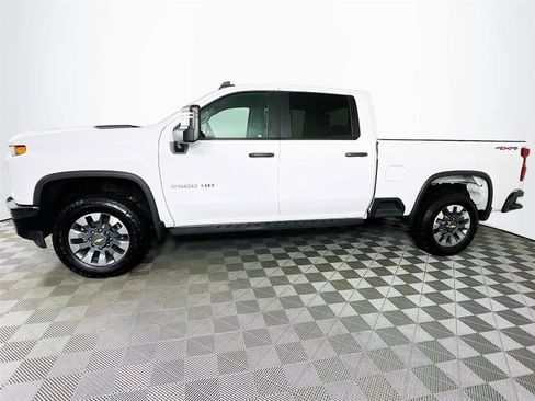 Certified 2023 Chevrolet Silverado 2500 Custom w/ Gooseneck/5TH Wheel Package image 4
