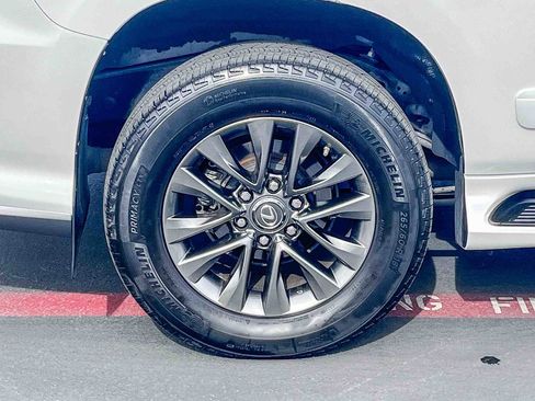 Used 2018 Lexus GX 460 Premium image 10