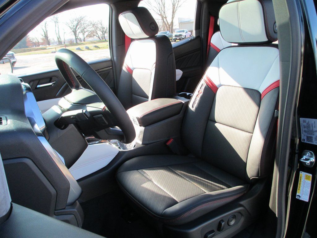 New 2026 GMC Canyon AT4X AWD/4WD image 11