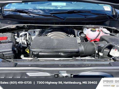 New 2026 Chevrolet Silverado 1500 Custom Trail Boss w/ LPO, Dark Essentials Package AWD/4WD image 9