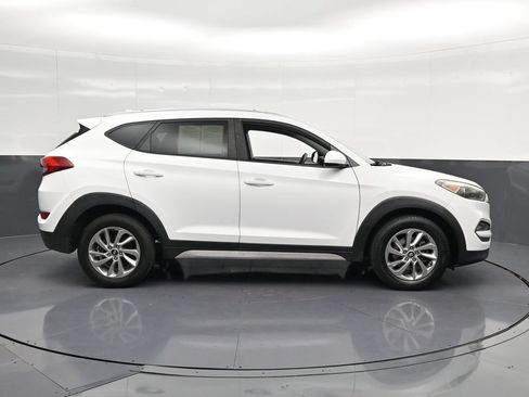Used 2018 Hyundai Tucson SEL FWD image 4