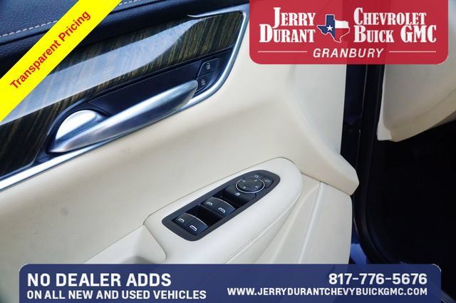 Used 2019 Cadillac XT5 FWD image 17